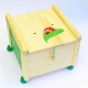Dřevěný Box na hračky s víkem Beruška